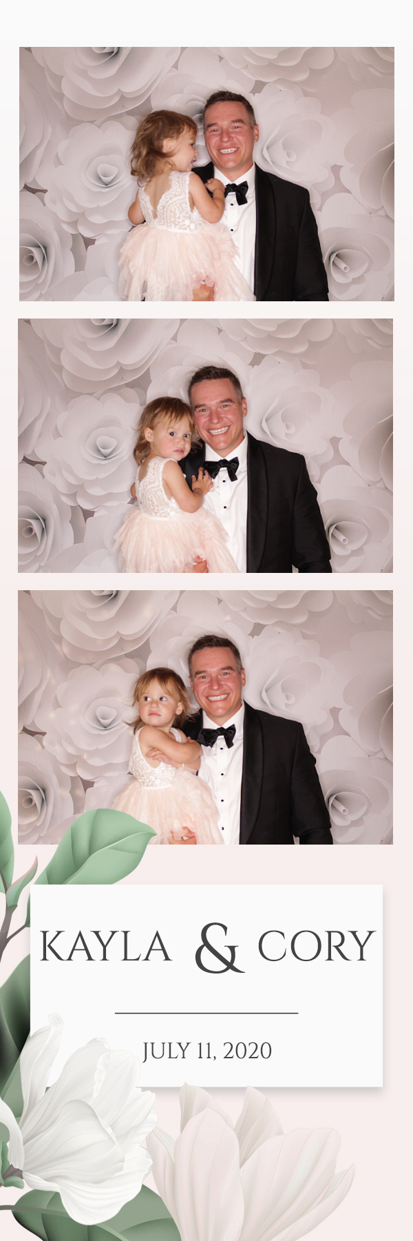Kayla and Cory Wedding | View more photos from the event at gallery.photoboothbillings.com/u/PhotoBoothBillings/Kayla-and-Cory-Wedding